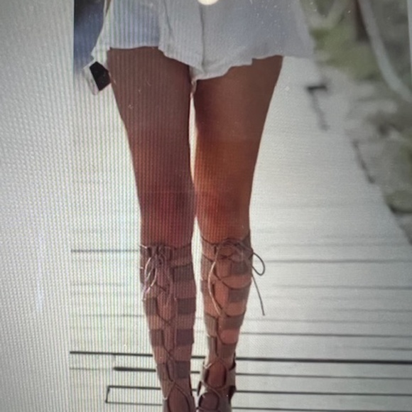 Chloe Gladiator Suede Sandal - Picture 7 of 12